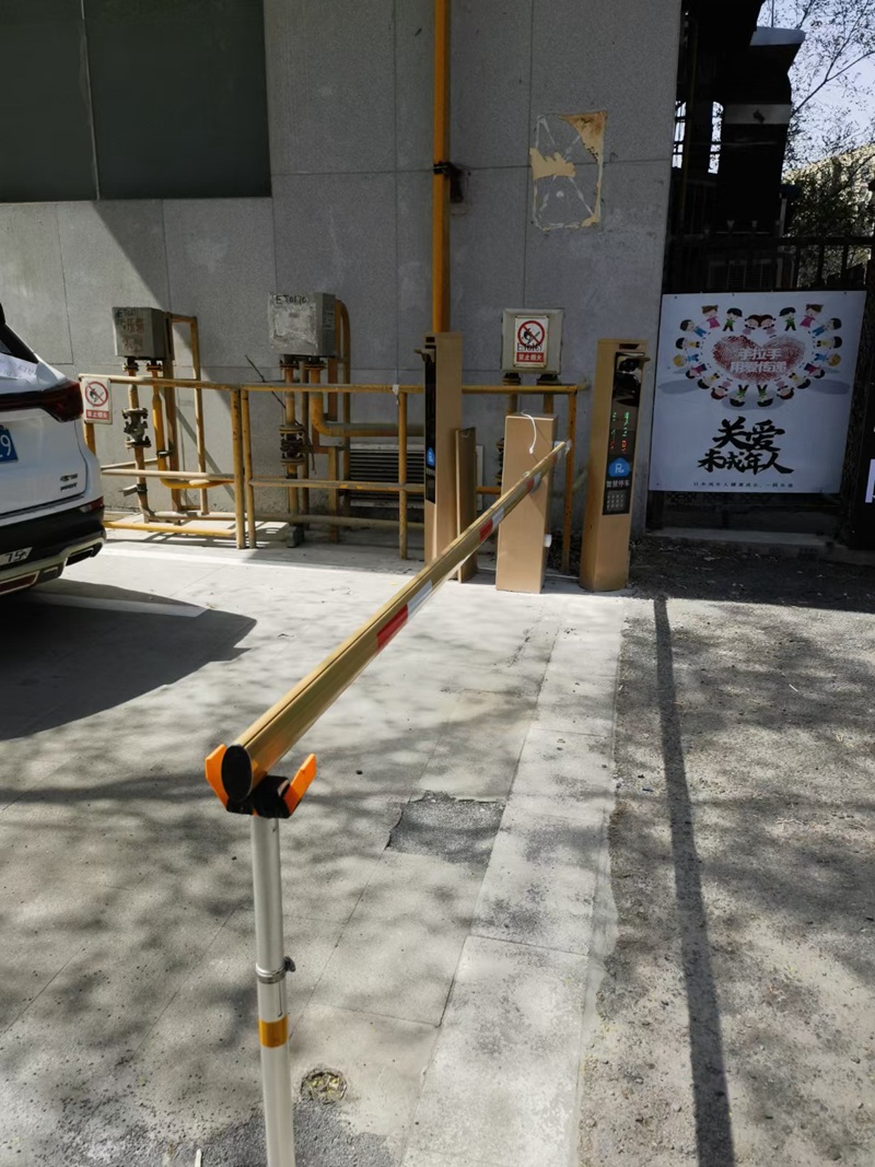 道閘車輛識別安裝